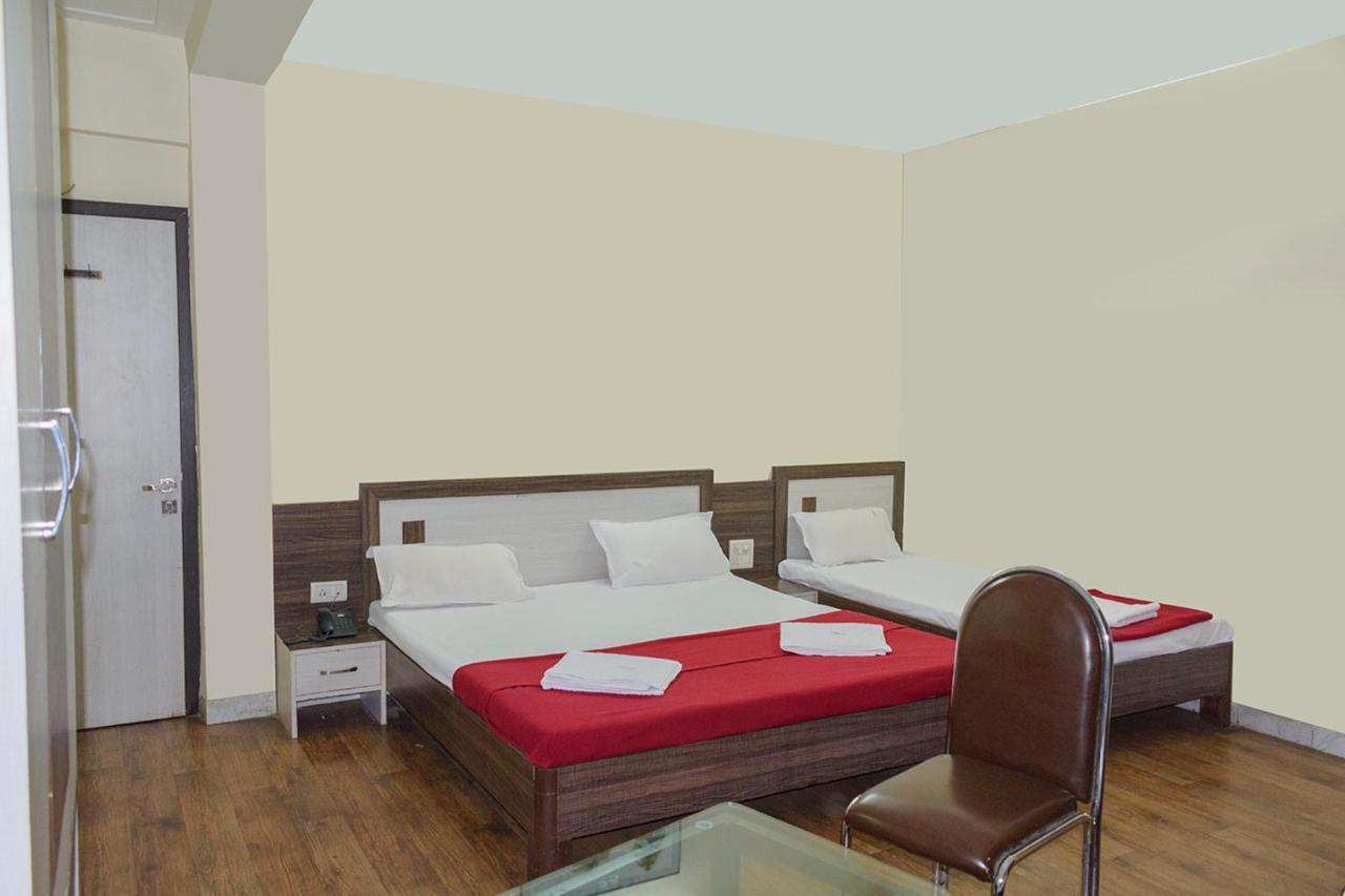 Hotel M-R Residency Pune Exterior foto