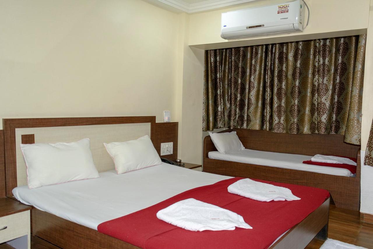 Hotel M-R Residency Pune Exterior foto