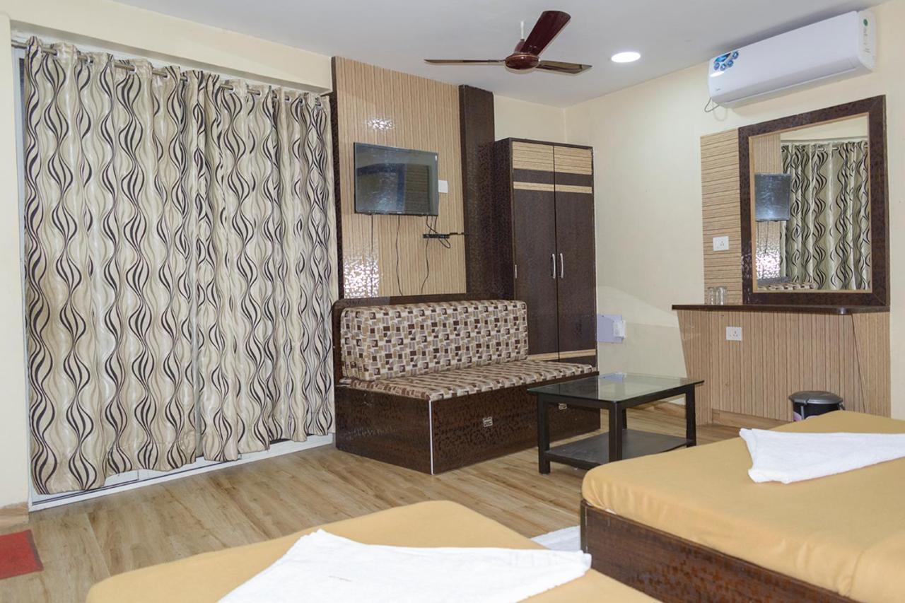 Hotel M-R Residency Pune Exterior foto