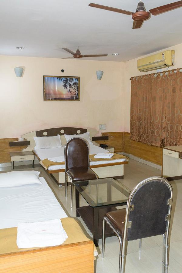 Hotel M-R Residency Pune Exterior foto